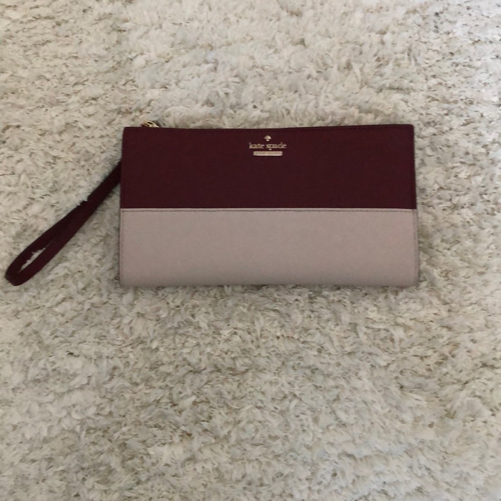 kate spade wristlet